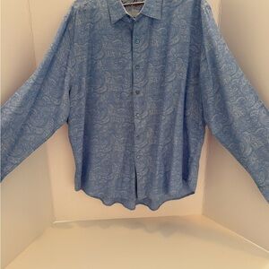 Robert Graham Blue Paisley Casual Button Down Shirt with white flip cuffs